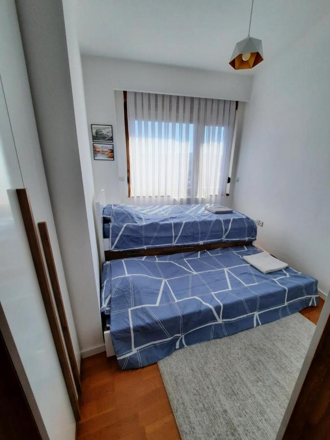 Luxury Sky View Apartment Pristina Exterior foto