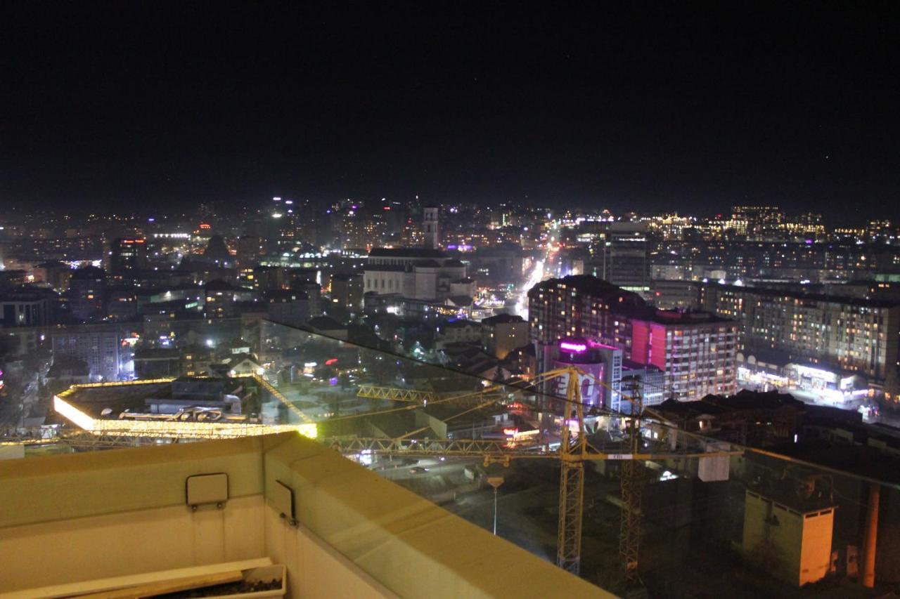 Luxury Sky View Apartment Pristina Exterior foto
