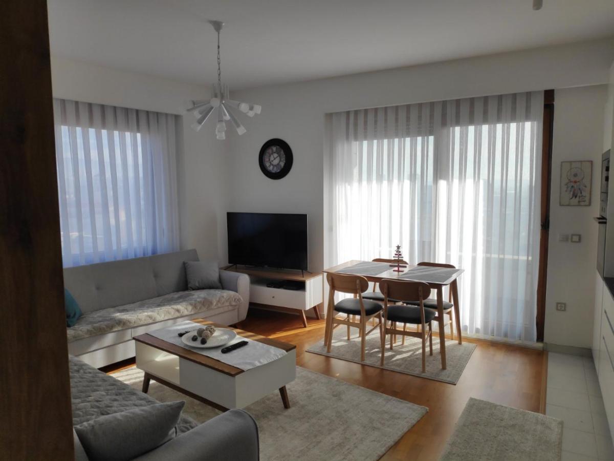 Luxury Sky View Apartment Pristina Exterior foto